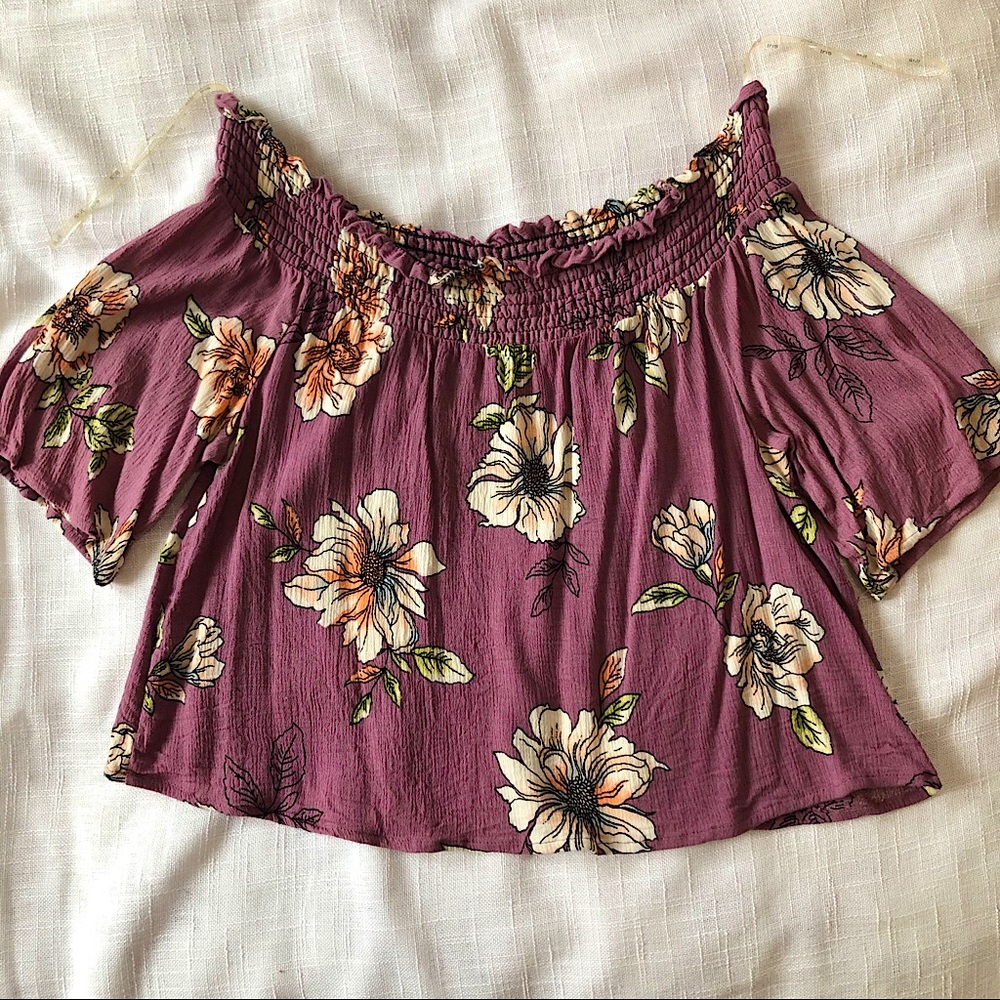Off-the-shoulder Top